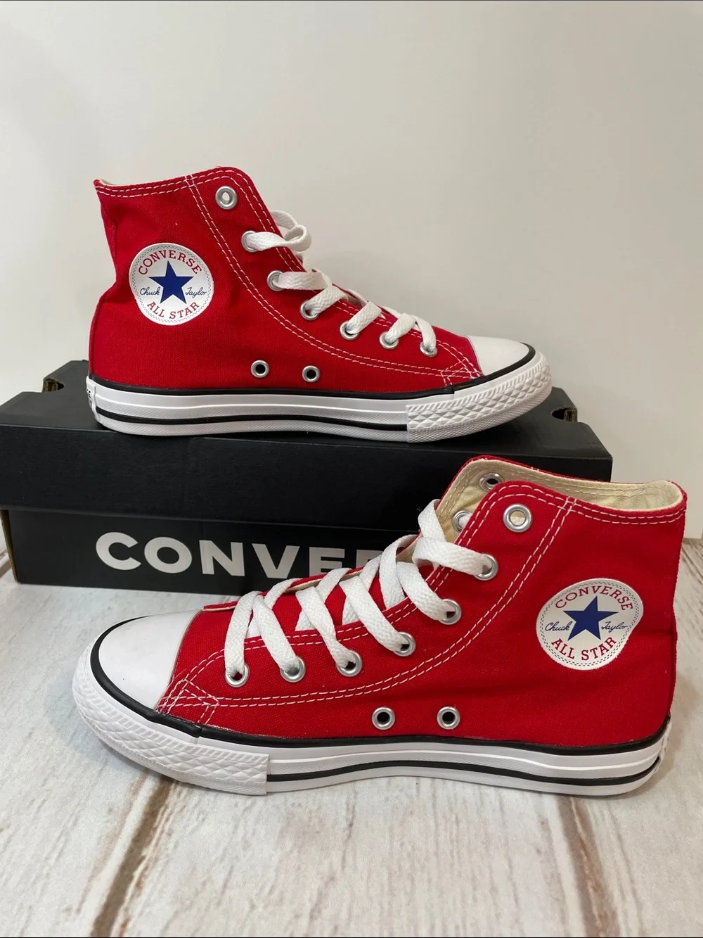 NEW Converse Kids Youth 2.5 Red Canvas High Top Chuck Taylor Sneakers Classic